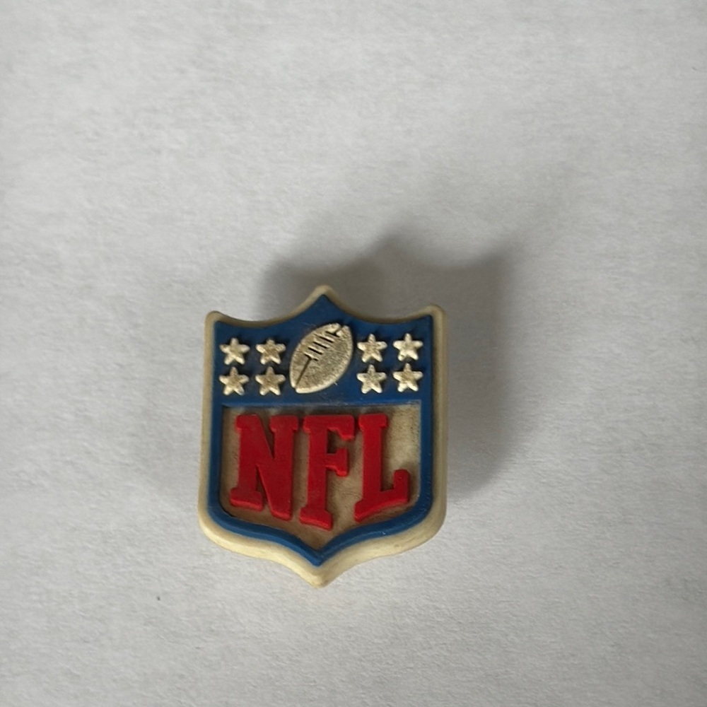 Crocs jibbitz 
NFL 🏈